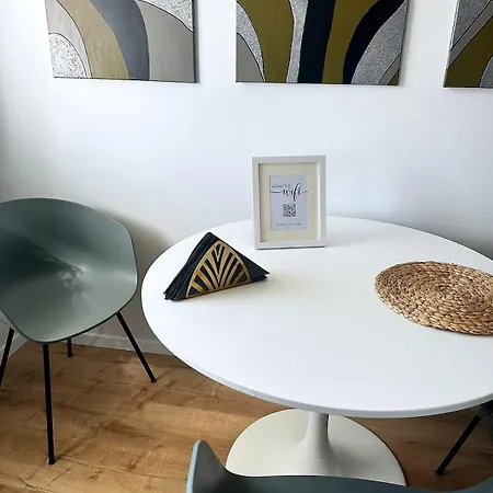 아파트 Ruhige Wohlfuehlwohnung In Top-lage *