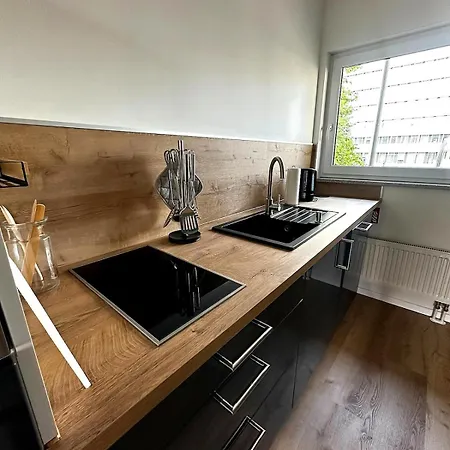 Ruhige Wohlfuehlwohnung In Top-lage