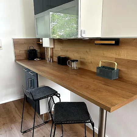 Ruhige Wohlfuehlwohnung In Top-lage 아파트 *