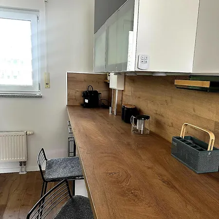 Apartment Ruhige Wohlfühlwohnung In Top-lage *