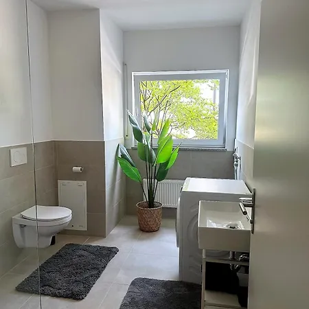Ruhige Wohlfuehlwohnung In Top-lage 아파트 에를랑겐